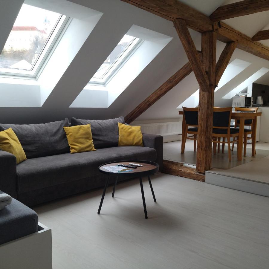 Apartmany S Vyhledem Na Zamek Вимперк Екстериор снимка